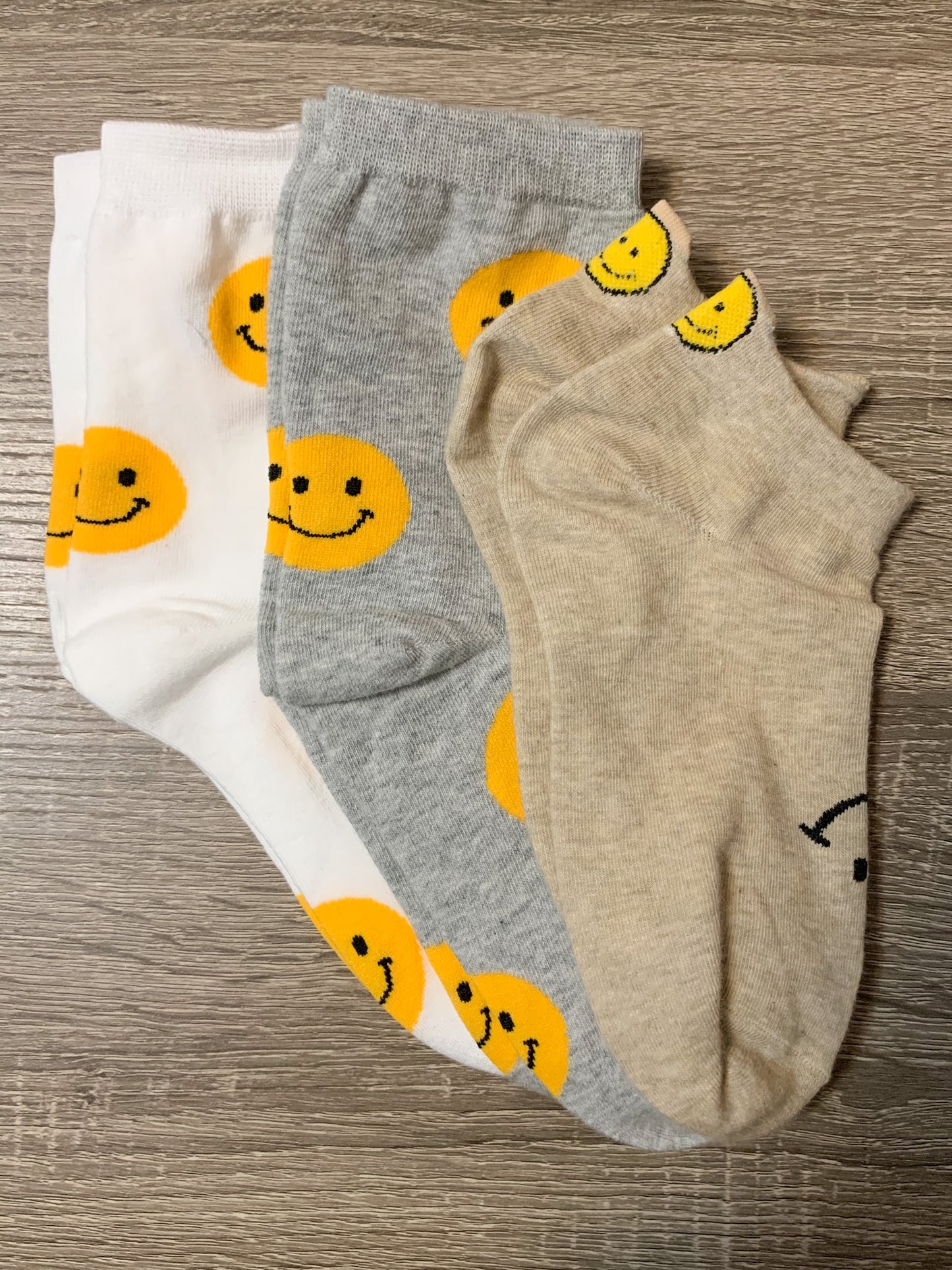 Smiley Face Ankle Sneaker Socks