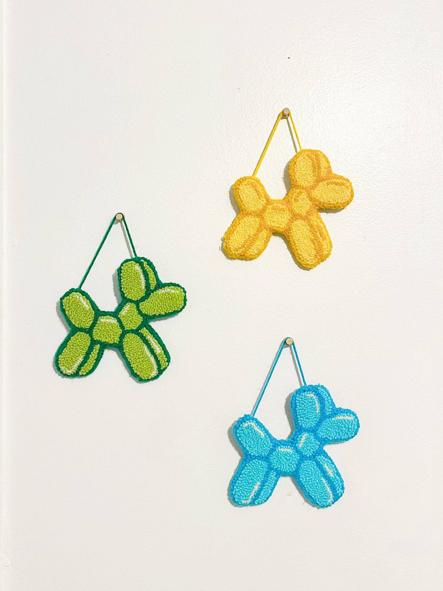 Balloon Dog Wall Hanging