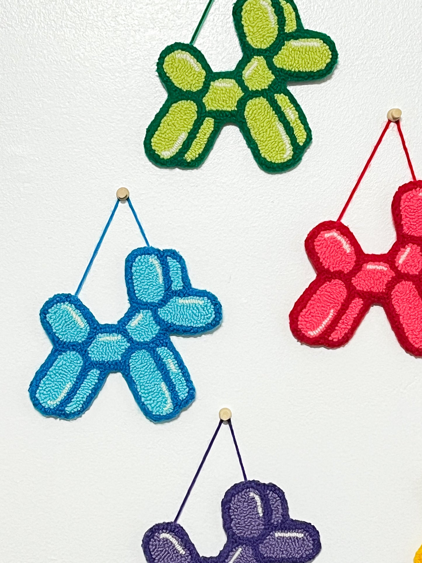 Balloon Dog Wall Hanging